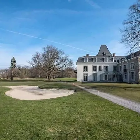 La Du Chateau De Bernalmont *