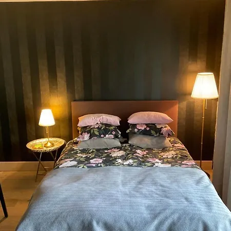 La Du Chateau De Bernalmont Apartment *